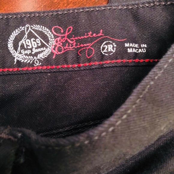 GAP 1969 limited edition black jeans - Picture 2 of 8
